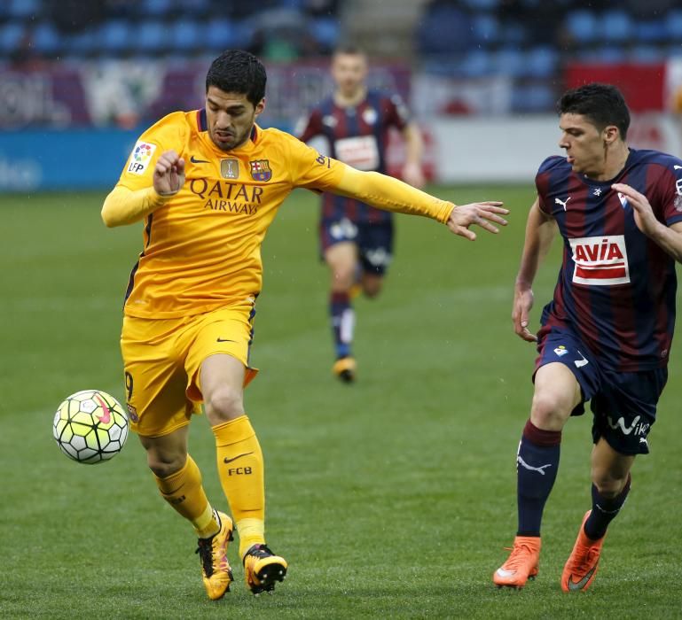 Las mejores imágenes del Eibar-Barcelona.