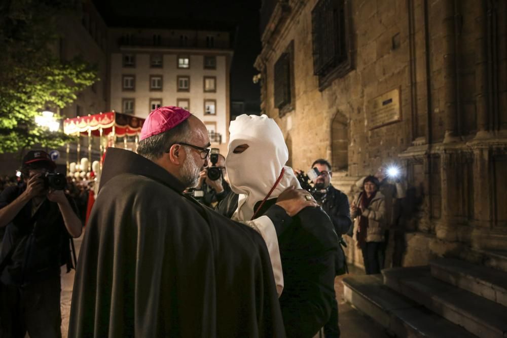 Procesión del Jesús Cautivo en la Semana Santa de Oviedo