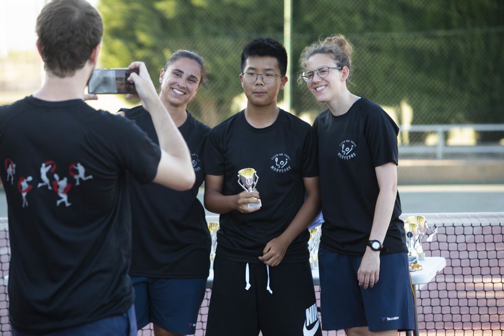 Entrega de trofeos en el fin de temporada del CT Morvedre.