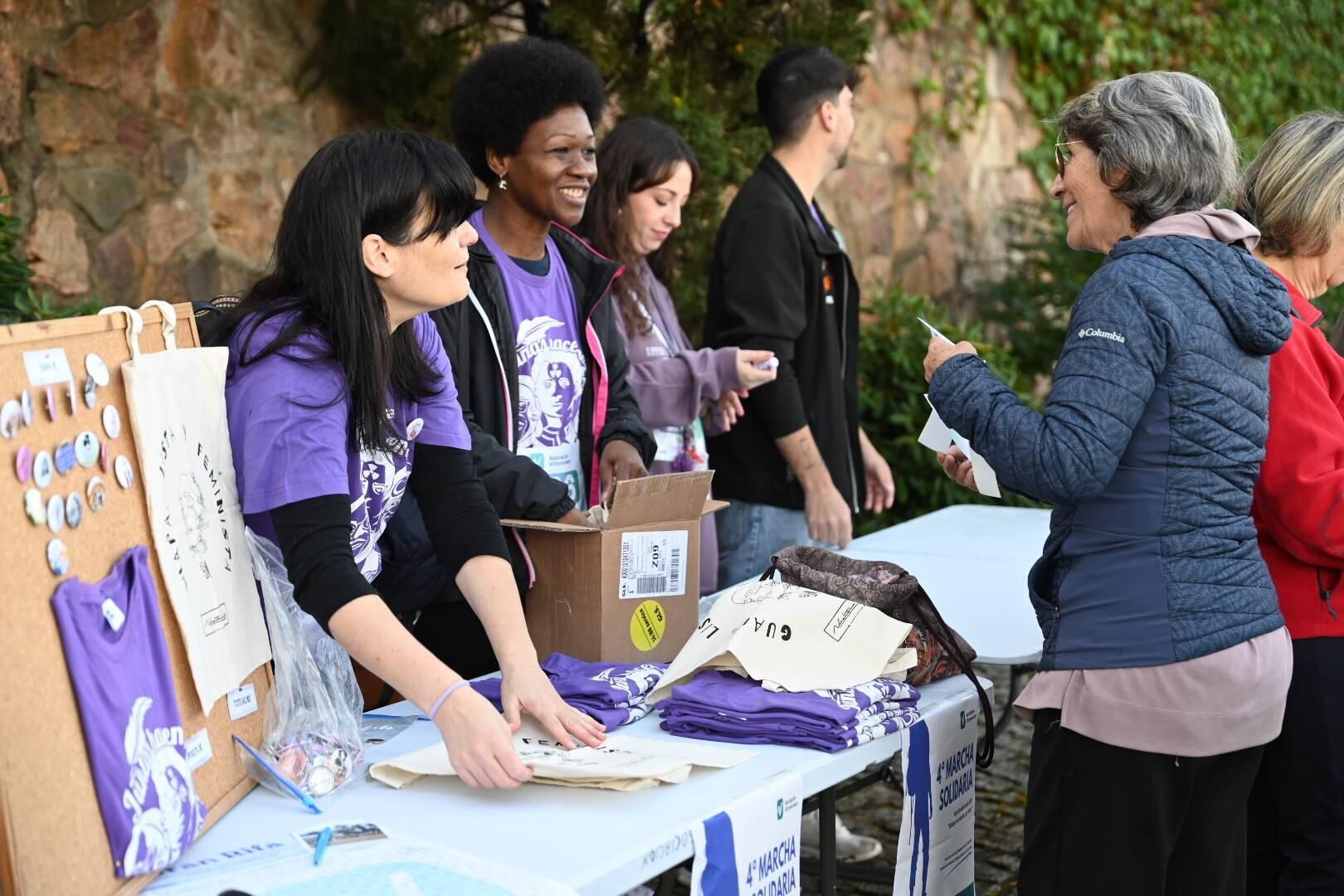 4ª Marcha ‘Badajoz en marcha, por ellas’ de la Asociación Victoria Kent en Badajoz
