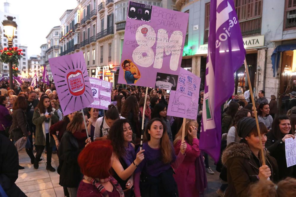 Miles de manifestantes colapsan el centro de Málaga en una marcha que comenzaba con polémica con Francisco de la Torre