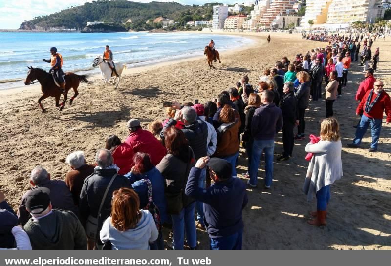 La playa de la Concha de Orpesa es un hipódromo por un día