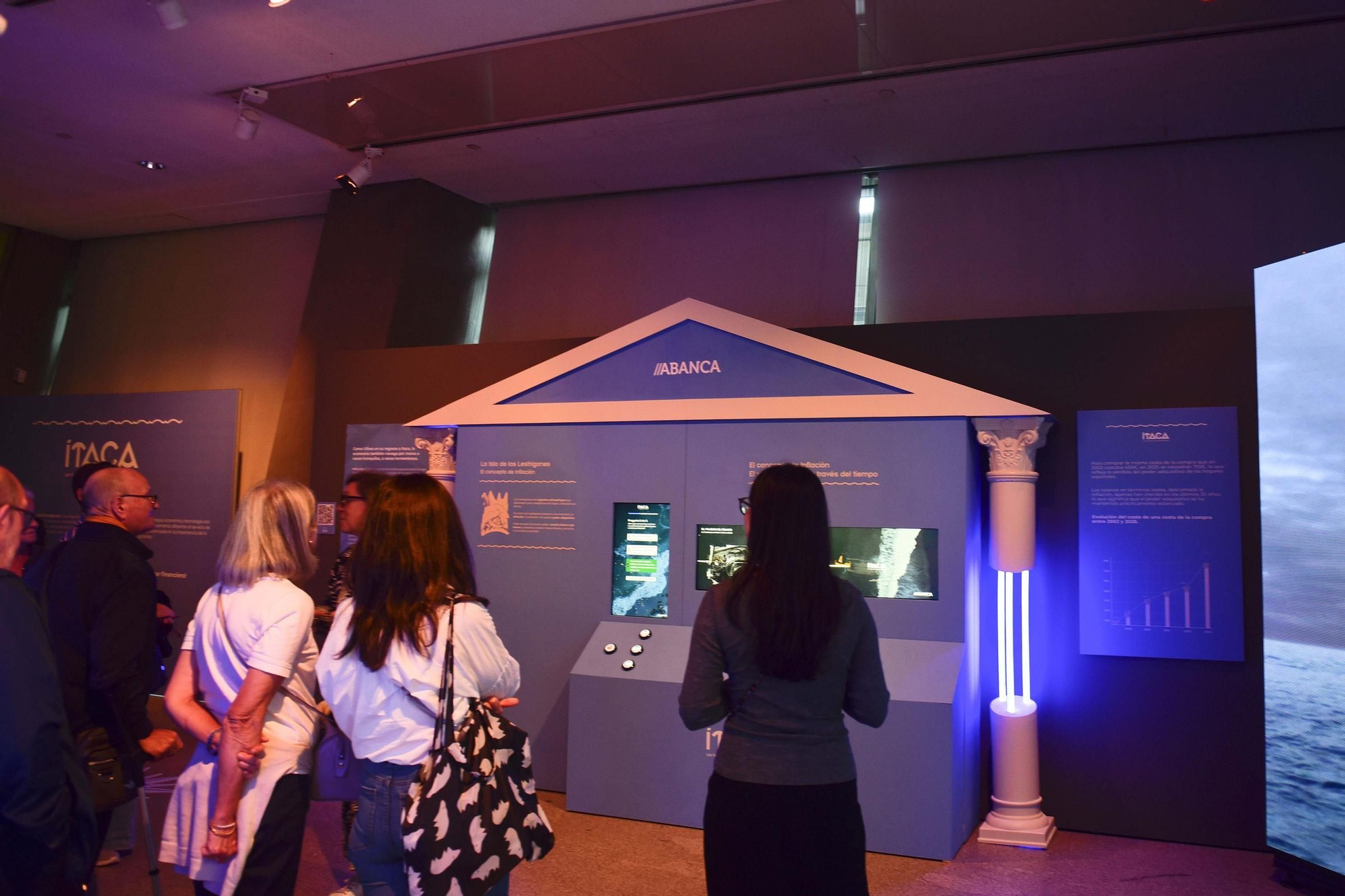 Afundación inaugura en A Coruña 'Ítaca', una exposición sobre educación financiera