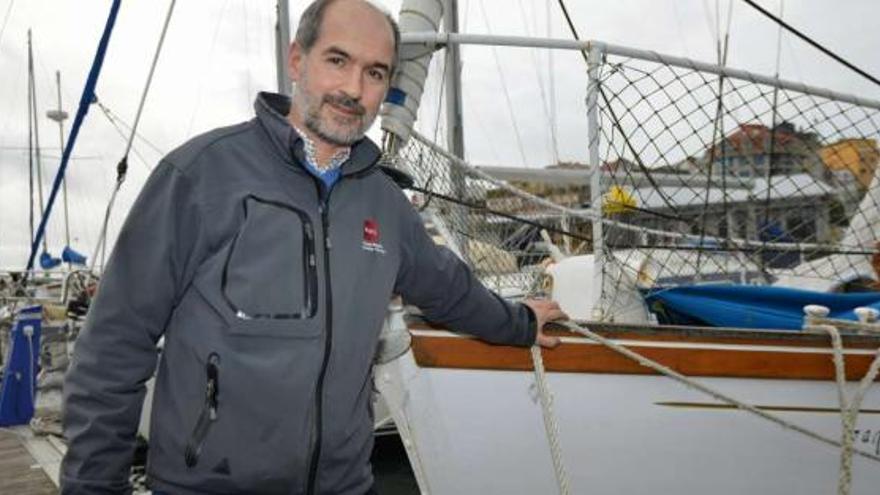 Fernando Pazó, ayer, en el Club Náutico de Portonovo.  // Gustavo Santos