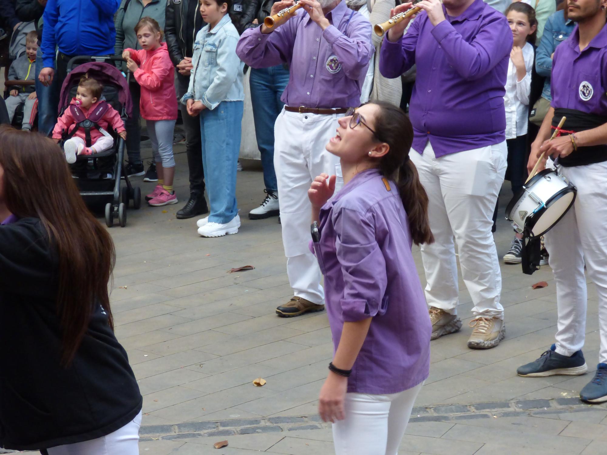 Els castellers de Figueres vesteixen la Monturiola