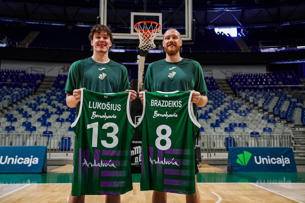 Lukosius y Brazdeikis, el día de su presentación.