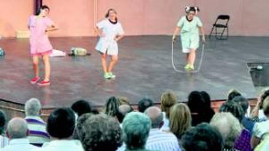 Noche de teatro, crítica y humor enel auditorio del Parque del Príncipe