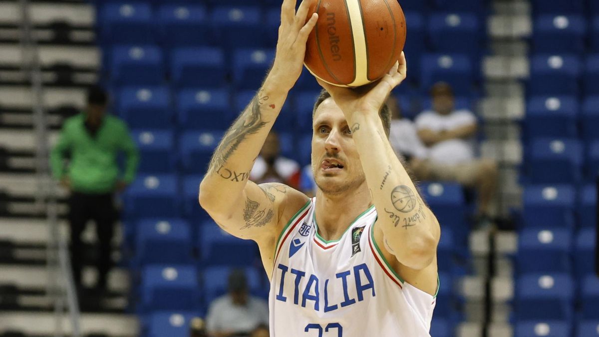 El baloncestista italiano Achille Polonara.