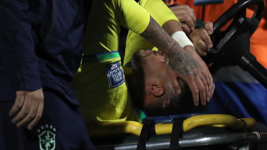 Neymar se lesiona de gravedad y se pierde toda la temporada