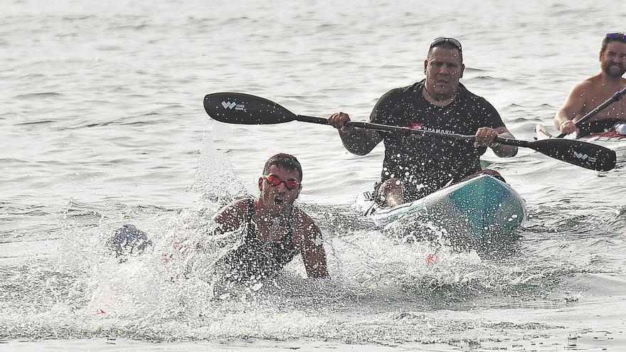 Miguel Bou se impone en una vibrante Tabarca-Santa Pola