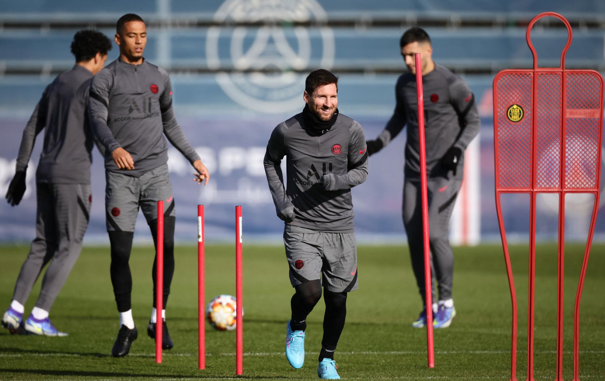 Messi, en el entrenamiento del PSG de este lunes.