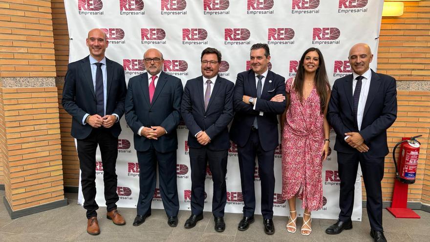 Santamaría destaca el potencial de Extremadura para atraer empresas