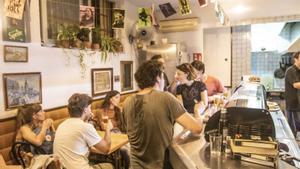La salmonel·losi del bar del Raval se salda amb 54 intoxicats