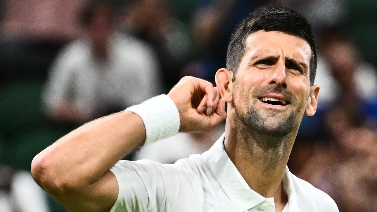 Djokovic celebra su victoria ante Wawrinka