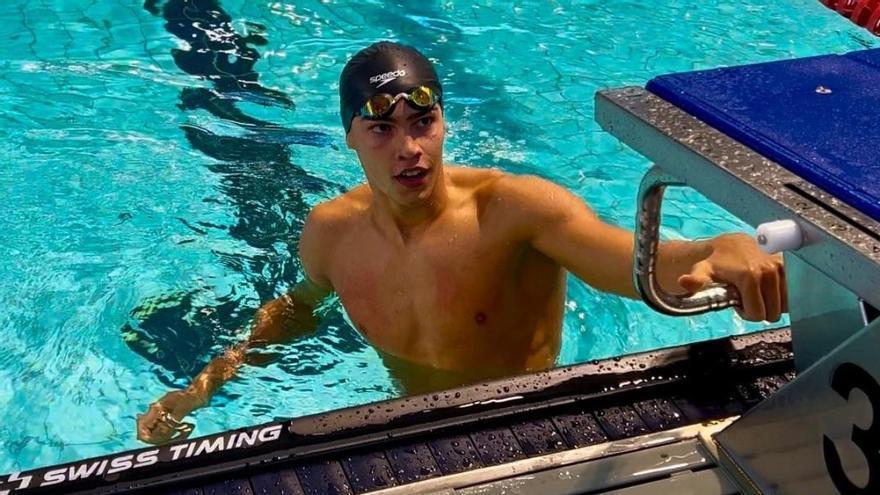 Luca Hoek se crece junto a Popovici: tercero y a semifinales