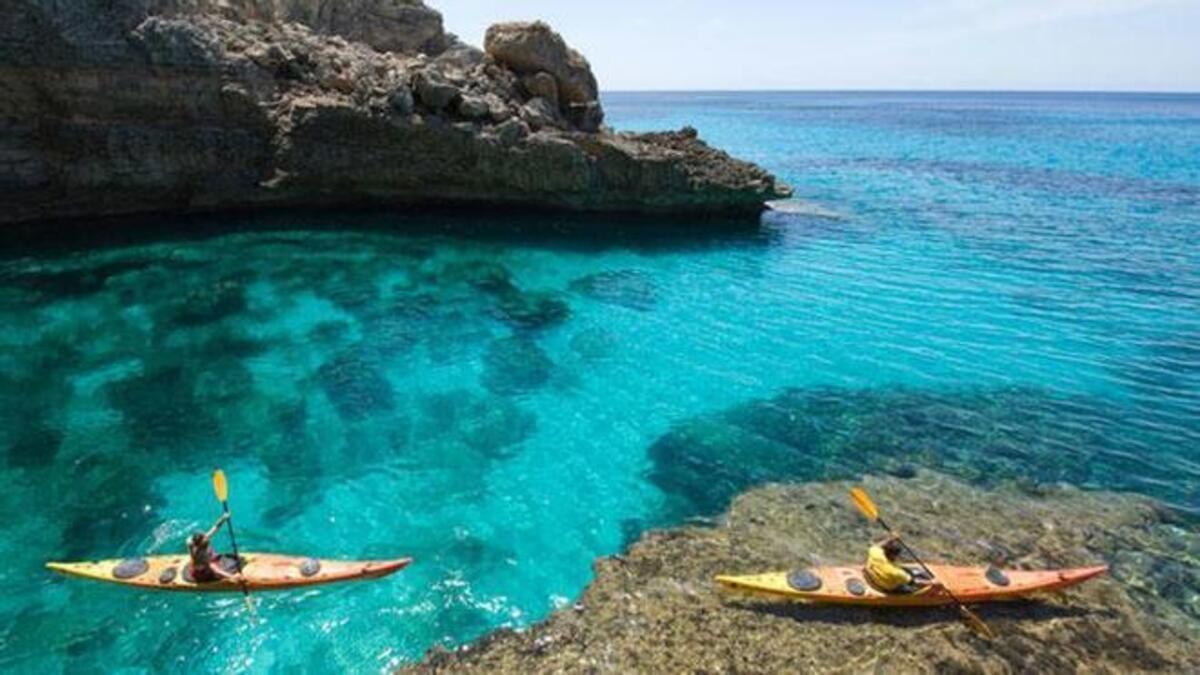 Algunas rutas para explorar Mallorca en kayak