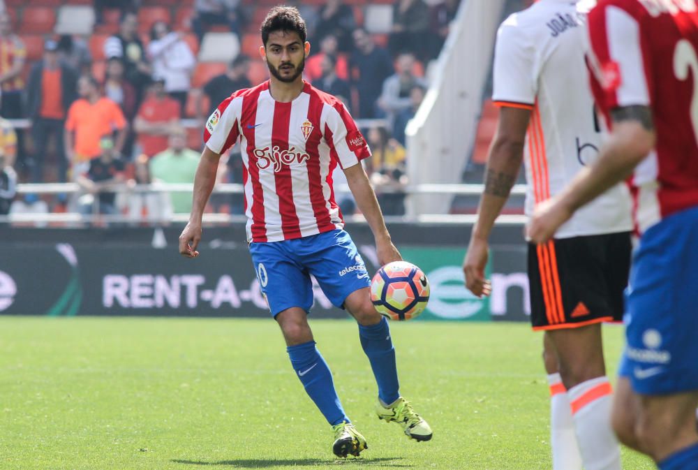 El partido entre el Valencia y el Sporting, en imágenes