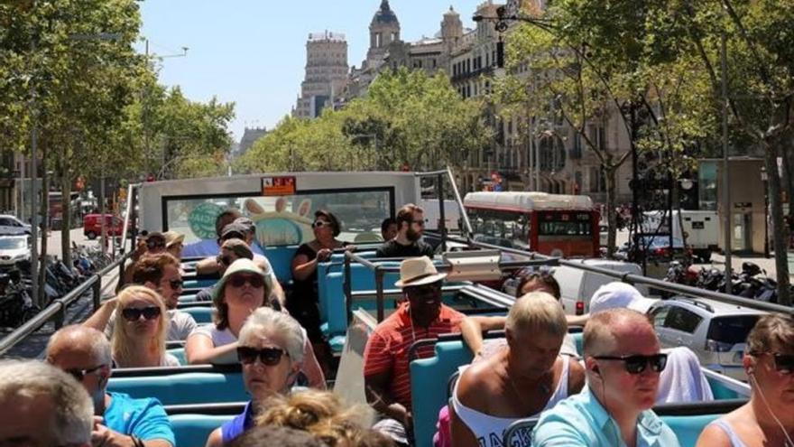 El aumento de turistas hasta junio no se traslada al gasto individual