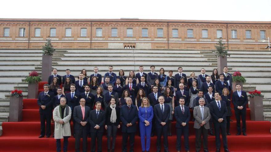 Graduados de comercio exterior en el Campus Viriato