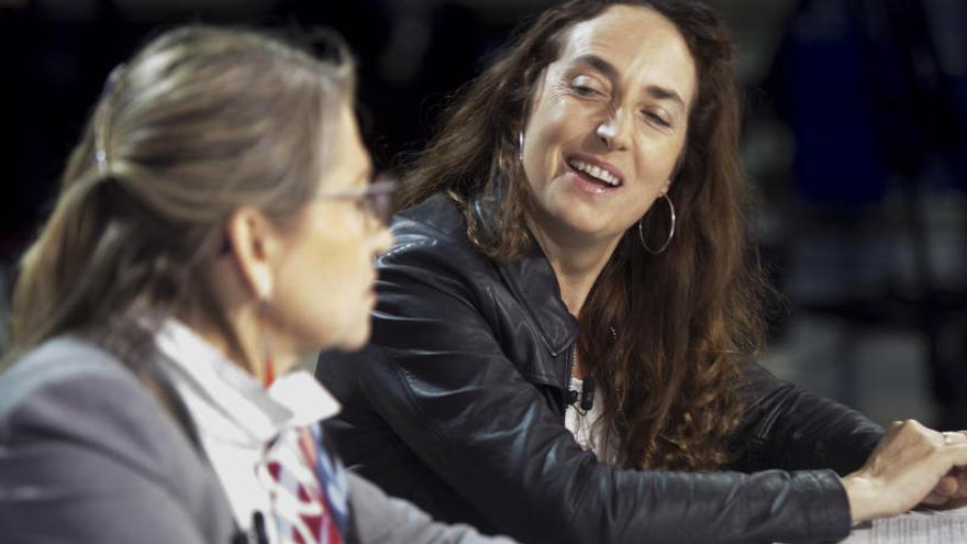 Carolina Punset, junto a Inmaculada Rodríguez-Piñero, en un debate organizado por Levante-EMV.