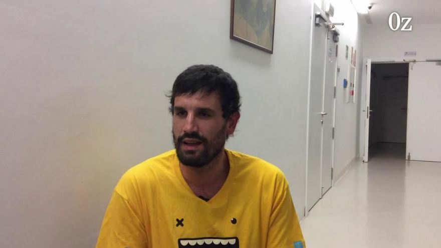 Asier de la Iglesia, jugador de baloncesto con esclerosis múltiple