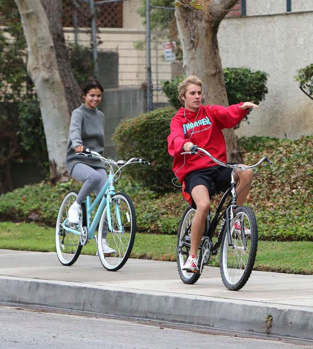 Justin, tan cómodo que no se molesta en ser educado