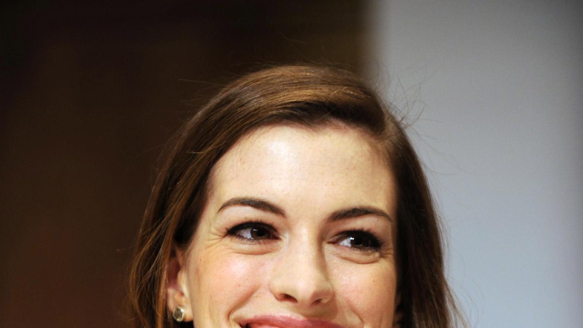 Anne Hathaway