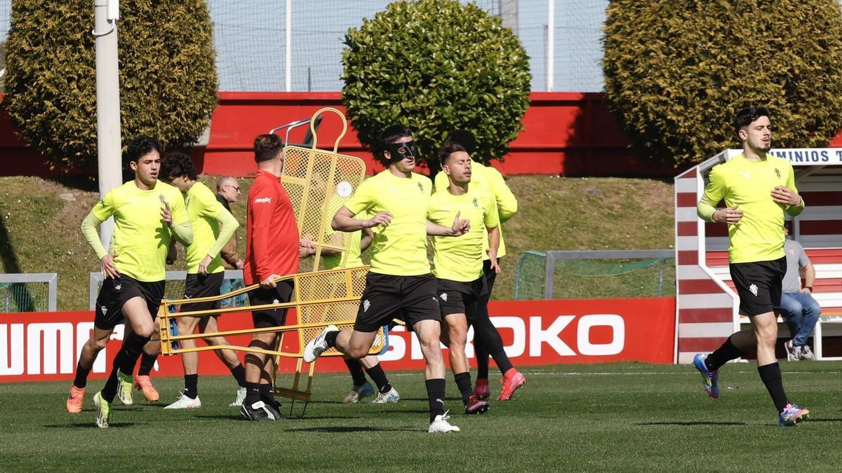 Entrenamiento del Sporting en Mareo.