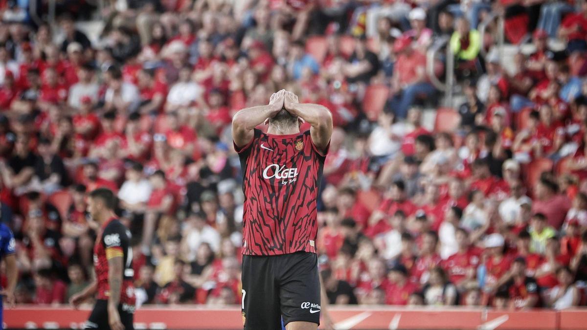 Muriqi se lamenta de un error durante el partido ante el Getafe.