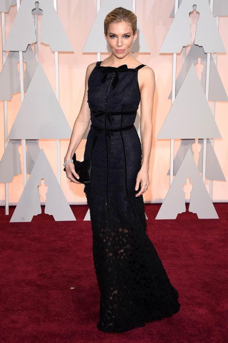 Sienna Miller - Las mejor vestidas de los Oscar 2015