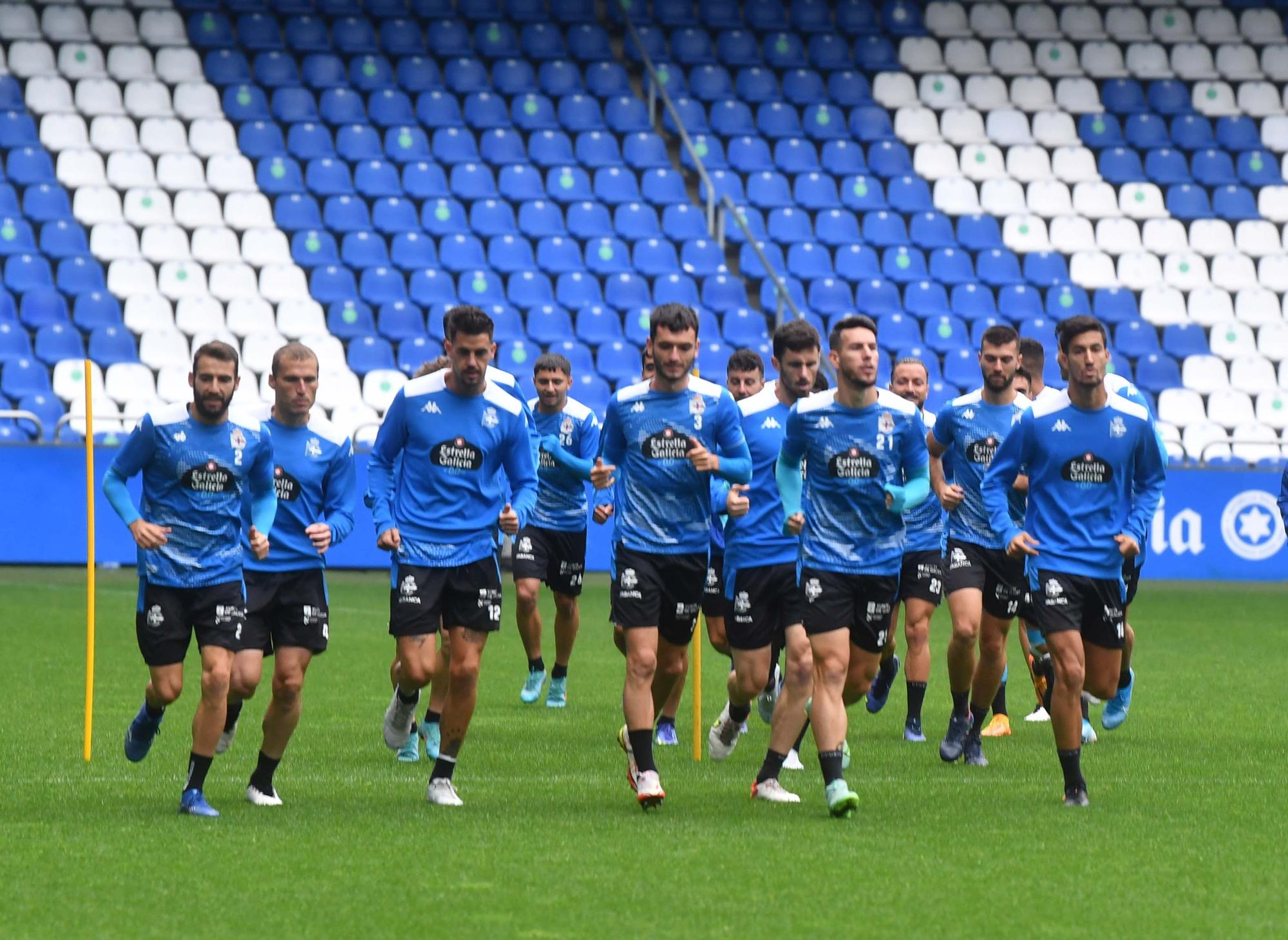 El Dépor entrena en Riazor para preparar el 'play off'