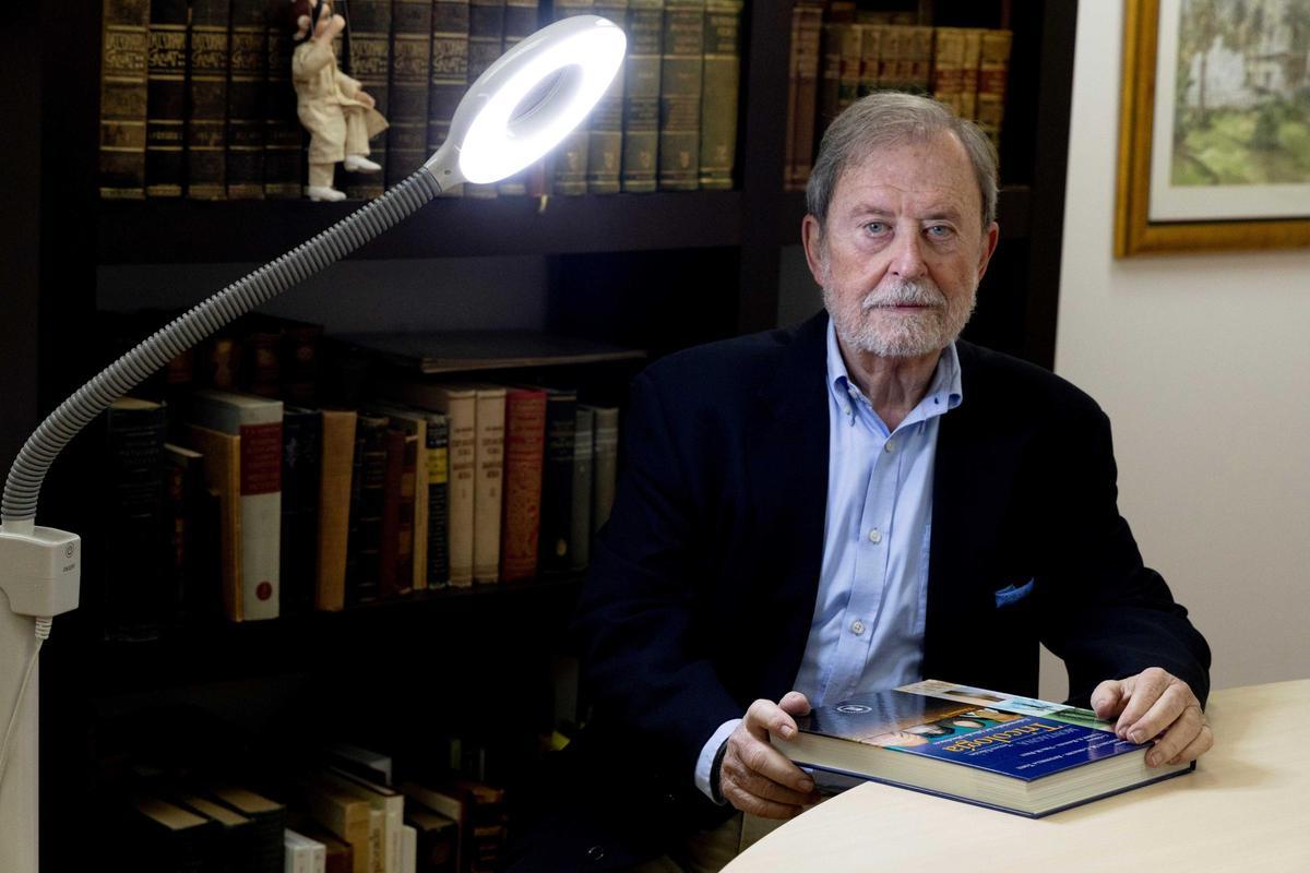 El dermatólogo Manuel Asín.