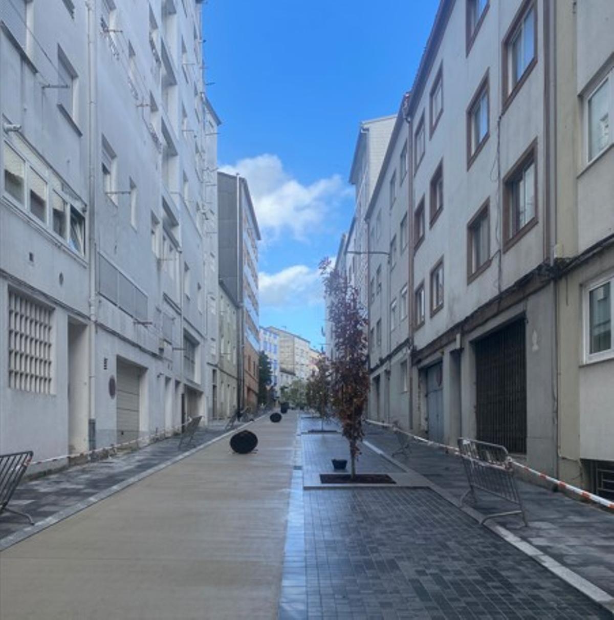 Nuevo aspecto de la calle Puente la Reina en Santiago