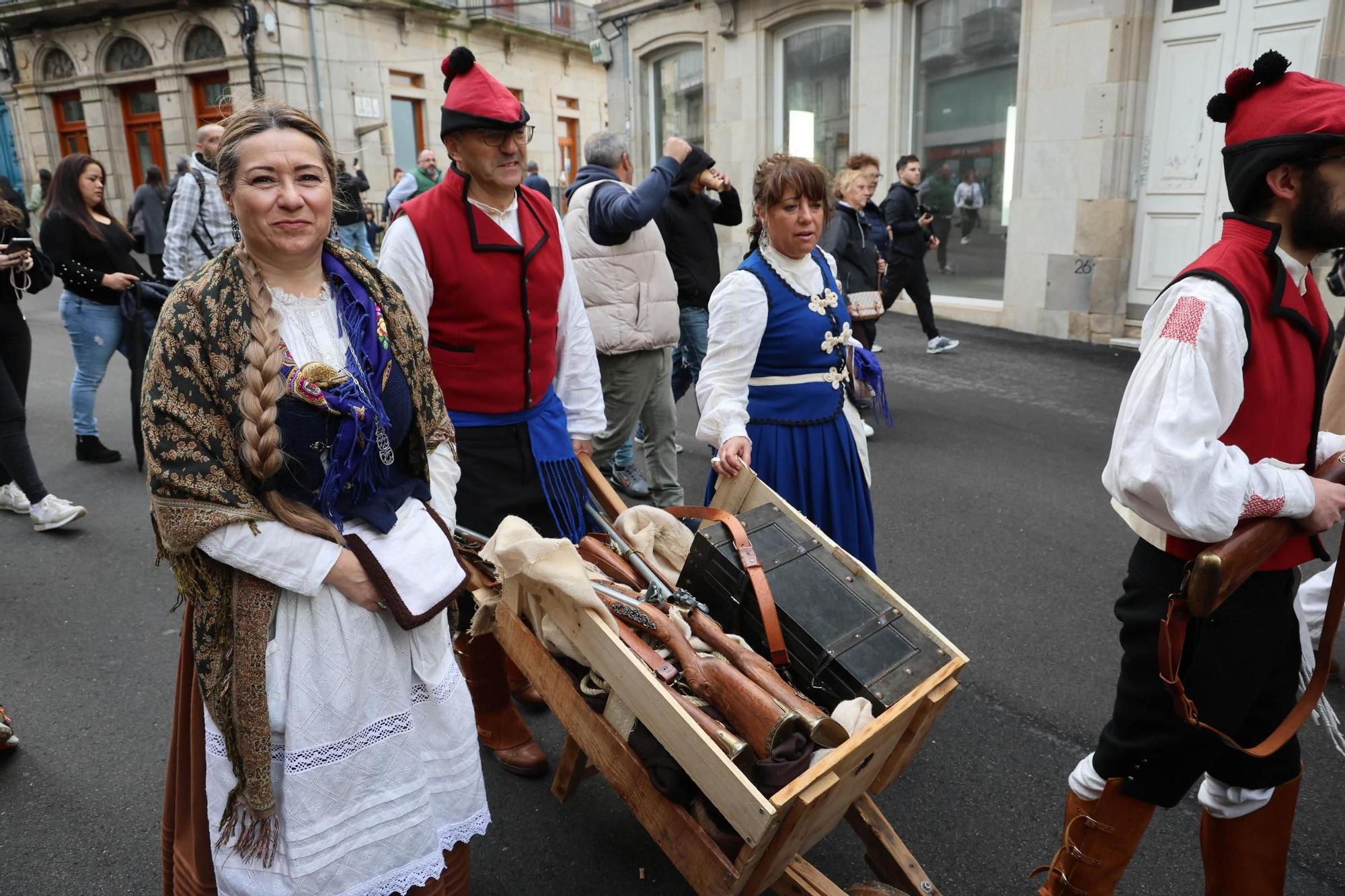 Vigo sale a la calle para 'expulsar' a los franceses: las mejores imágenes de la Reconquista