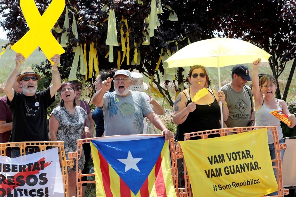 Forn, Rull i Turull arriben a la presó de Lledoners