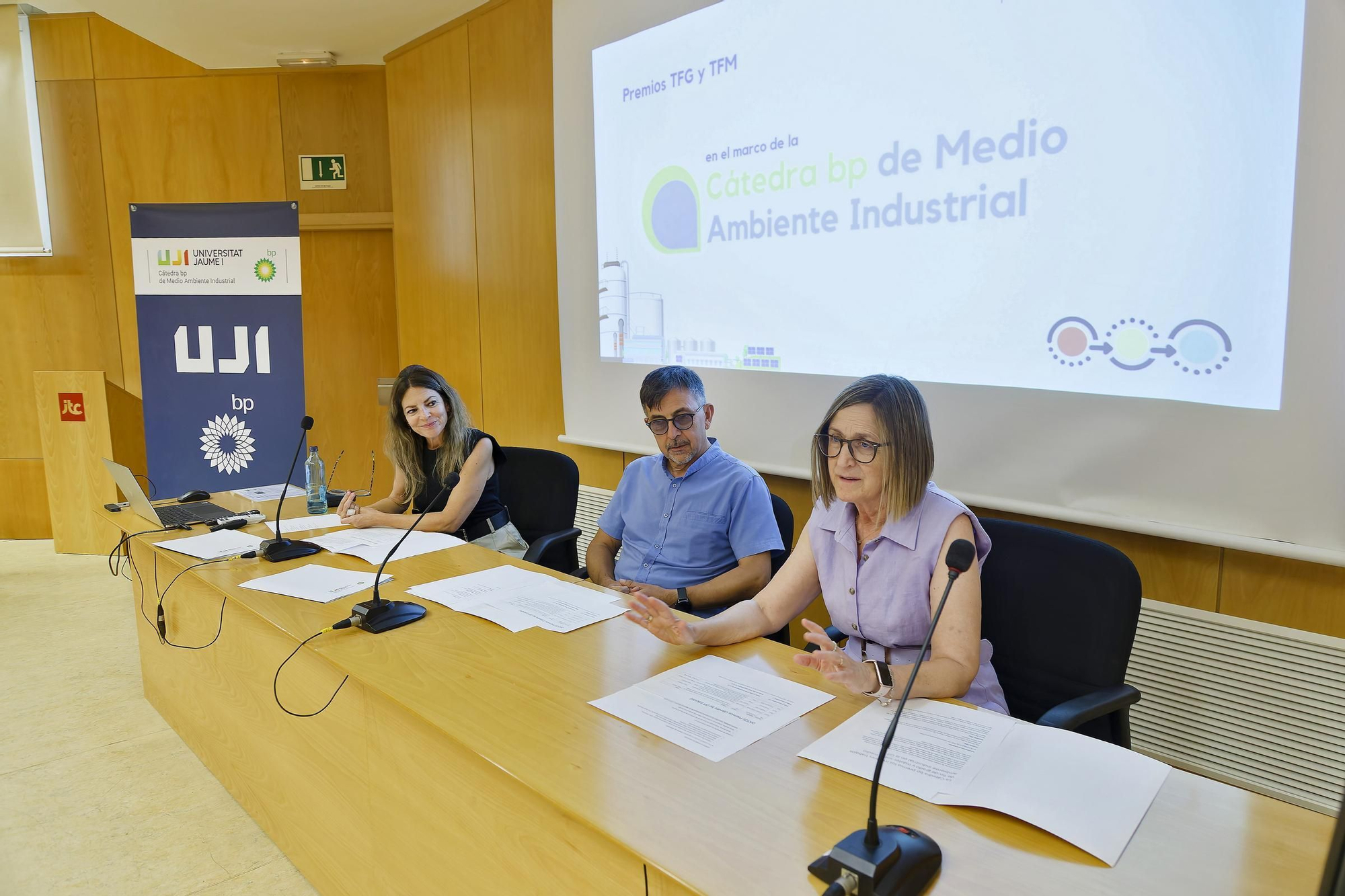 Premios Cátedra bp a Trabajos Final de Grado y Máster.