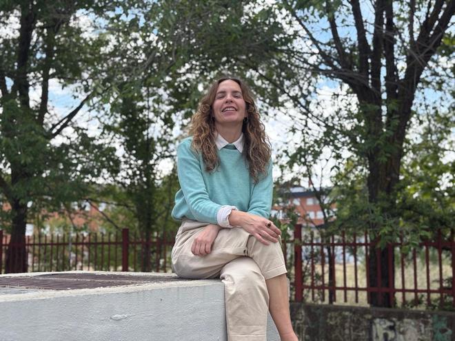 Ana Molina Hita, maestra: "Nuestra profesión puede ser desesperante, corremos el riesgo de convertirnos en autómatas para sobrevivir"