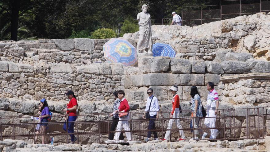 El jaciment d&#039;Empúries, potent símbol empordanès i quasi a la frontera de les dues comarques · DdG