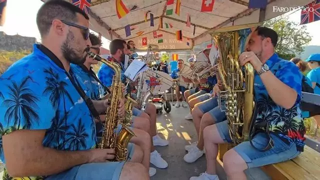 La parranda de San Pedro vuelve a la carretera