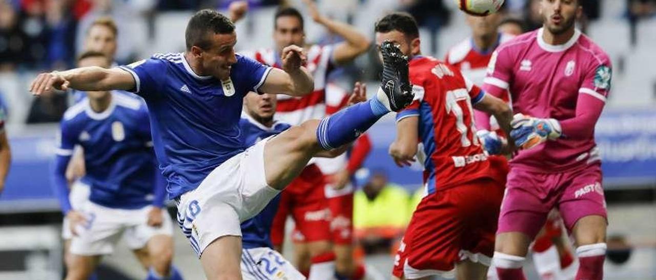 El Oviedo fue mejor en la primera parte, pero luego acusó el gol del Granada