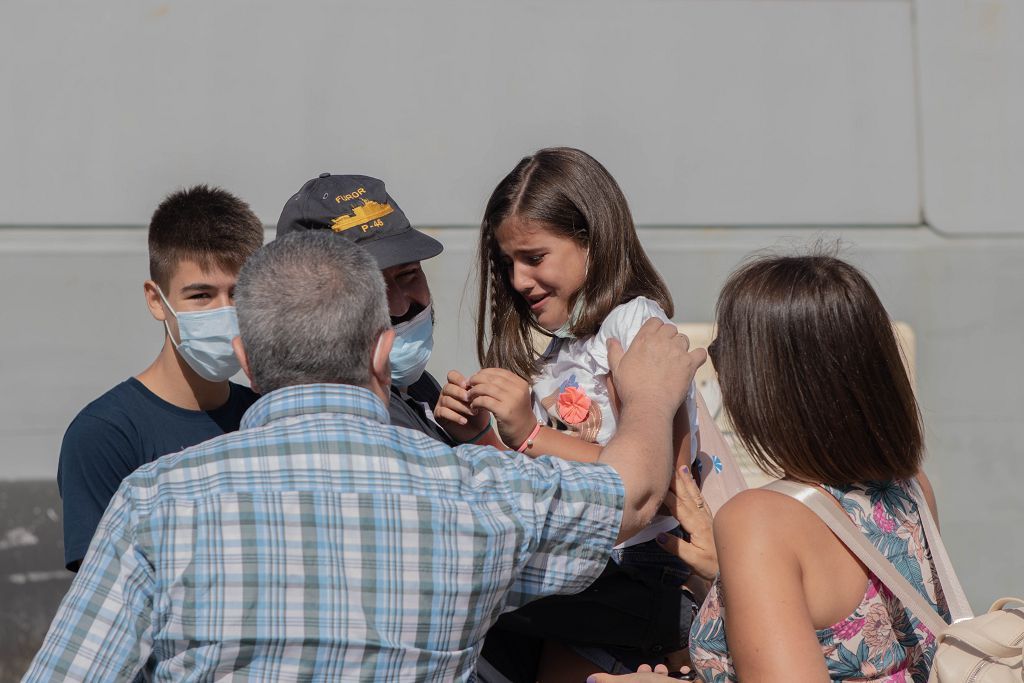 Marineros del "Furor" vuelven con sus familias a Cartagena tras cuatro meses de lucha contra la piratería