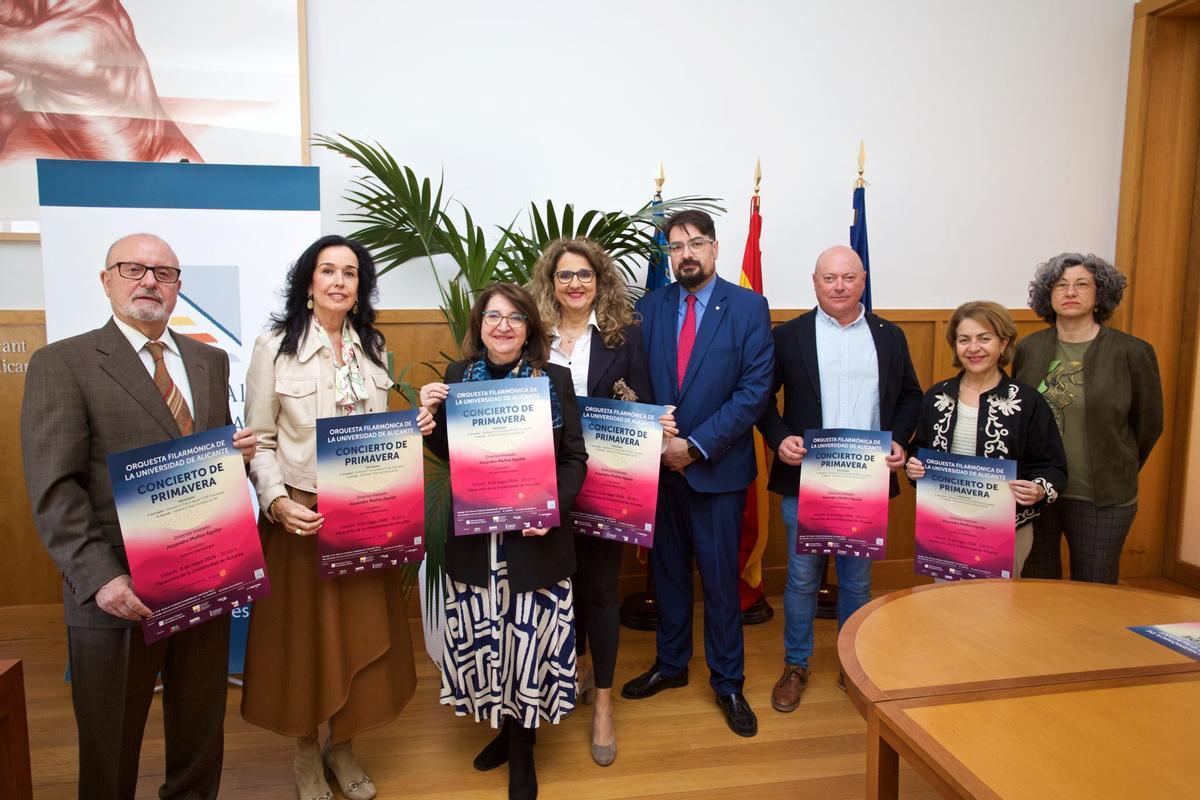 Presentación del convenio del programa Concierto de Primavera de la OFUA