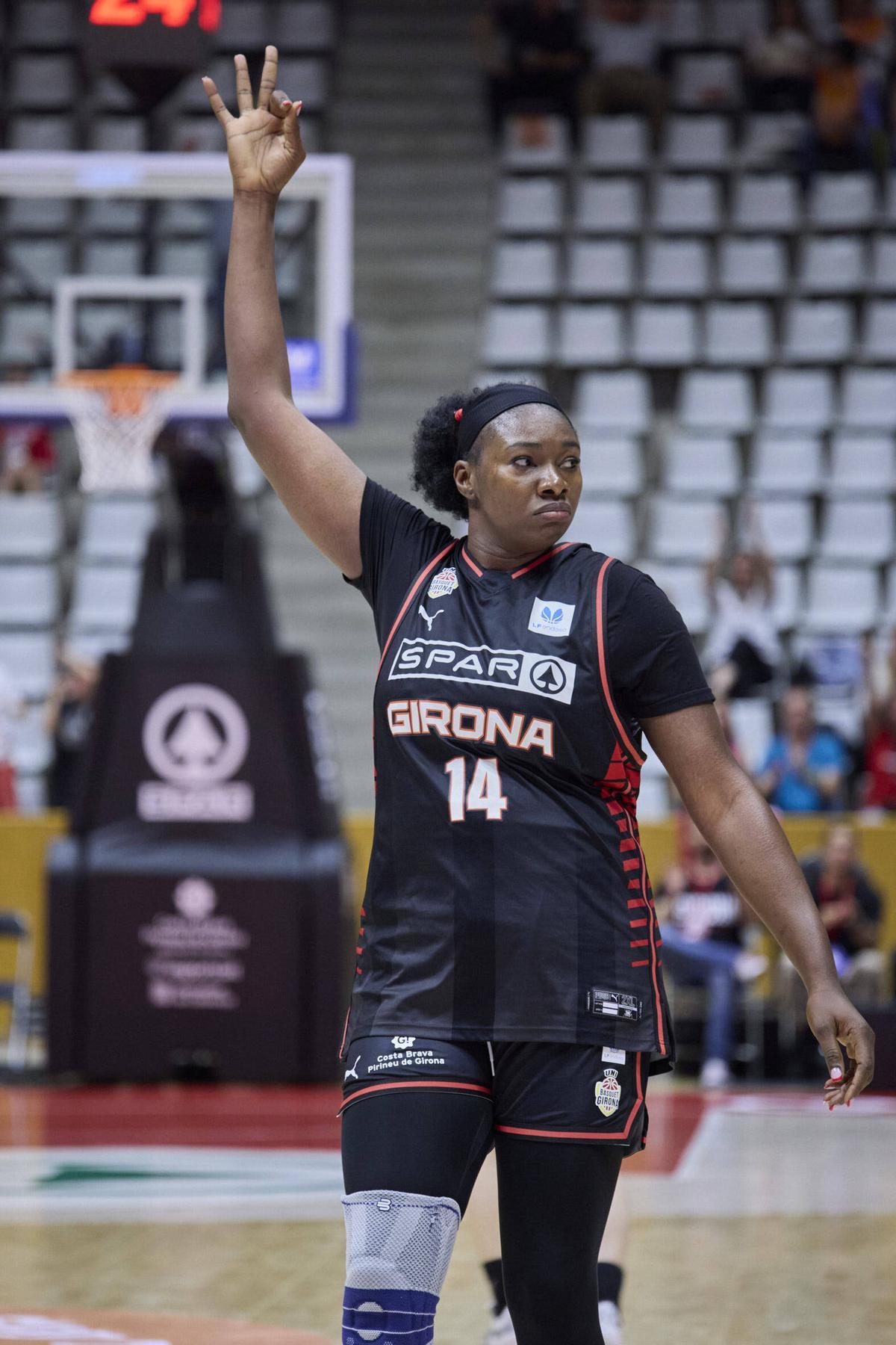 Les imatges del partit de tornada de la semifinal del play-off entre l'Spar Girona i el València