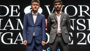 El chino Ding Liren y el indio Gukesh D. se juegan el título mundial en Singapur