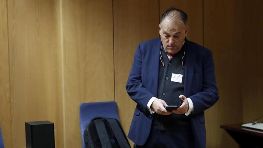 Tebas anuncia una querella criminal contra aficionados del Rayo por insultos a Zozulya