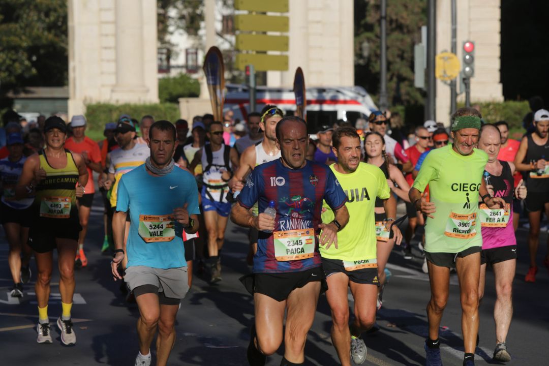 FOTOS | Búscate en el Medio Maratón Valencia 2021