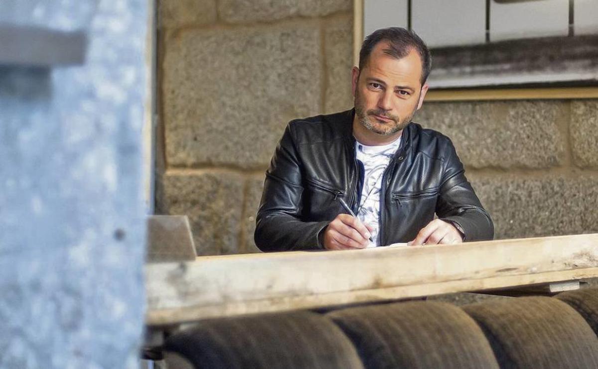 Anxo Fariña, en Vigo. FOTO: ELI REGUEIRA