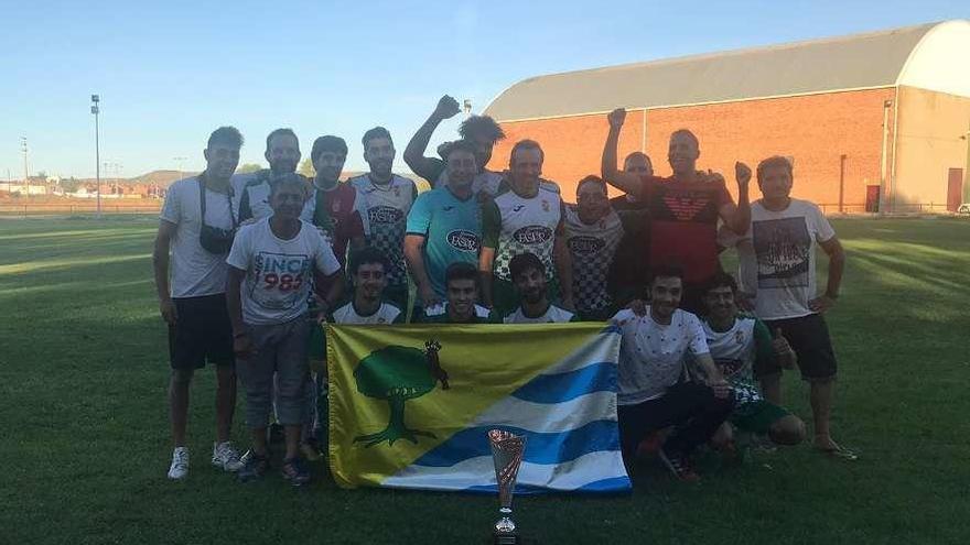 Santa Cristina se proclama campeón ante Villamor de los Escuderos