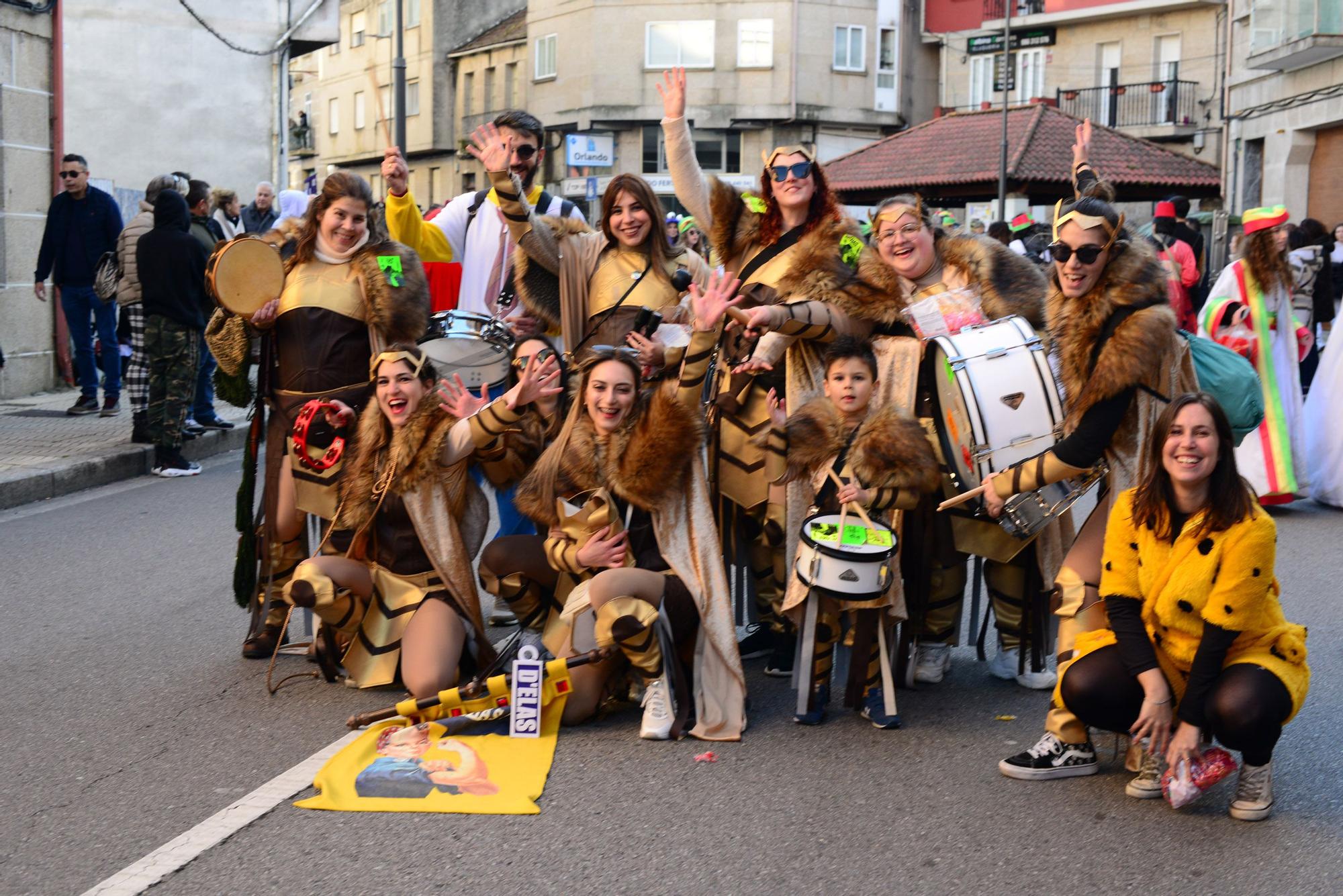 Moaña "llora" el fin del carnaval con el Enterro da Sardiña