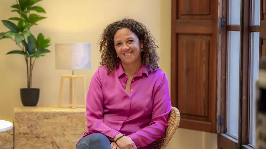 Catalina Cladera Crespí, candidata del PSIB-PSOE al Consell de Mallorca: «Sé que deberé convencer a Més para hacer el tramo 1 del segundo cinturón»